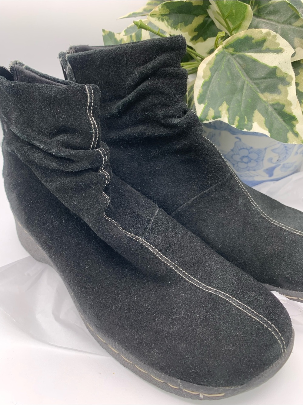 Bear Traps Kendra Suede Leather Slouch Sz 8 Black Zip Up Ankle Booties Boots